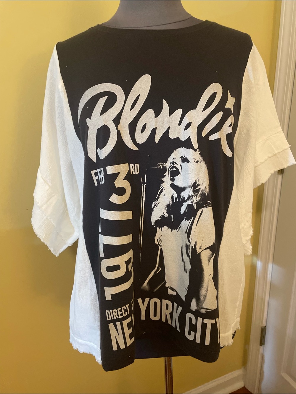 Blondie Premium Custom Band Tee